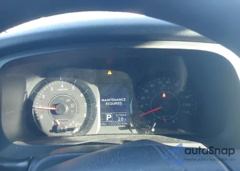 2015 Toyota Sienna Le 8 Passenger z USA, uszkodzony, nr VIN 5TDKK3DC7FS678355